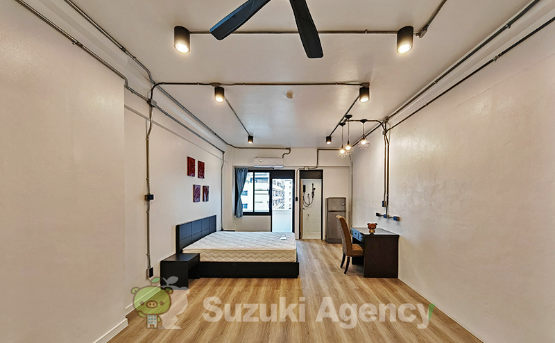 Silom Surawong Condominium