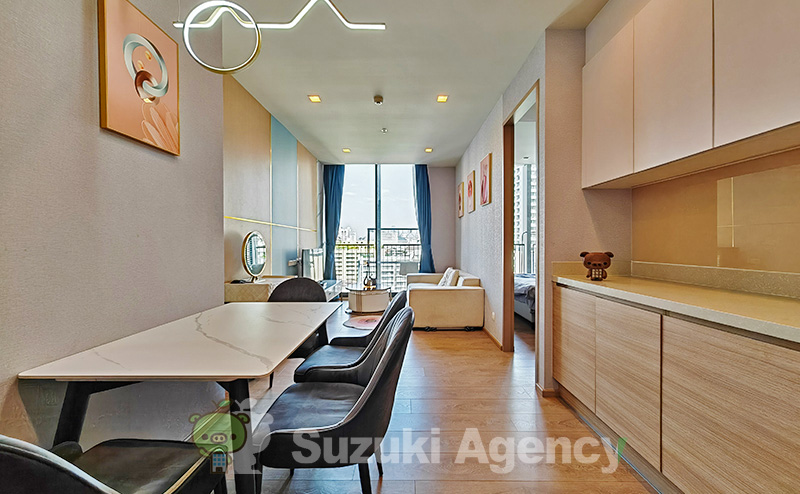 Noble AROUND SUKHUMVIT 33
