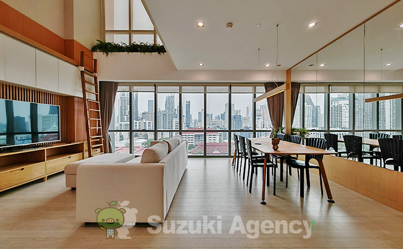 The Room Sukhumvit 21