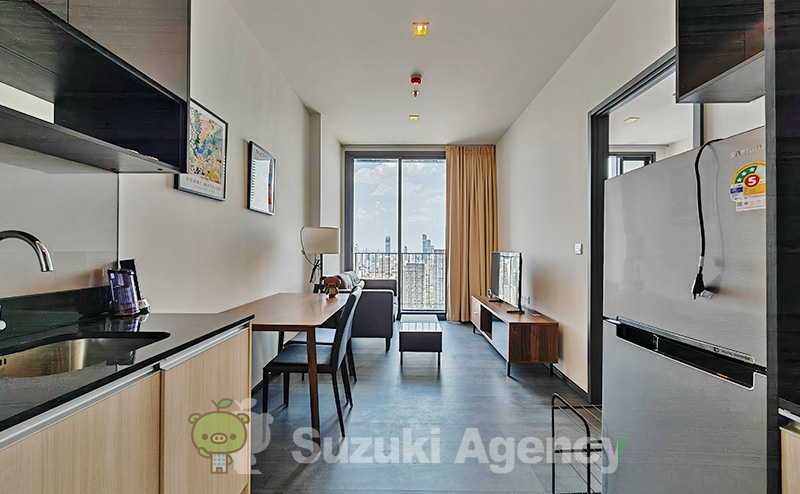Edge Sukhumvit 23