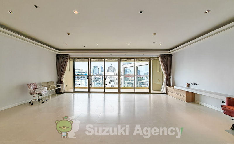 The Lakes Condominium