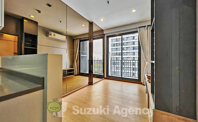 M Thonglor 10 Condominium