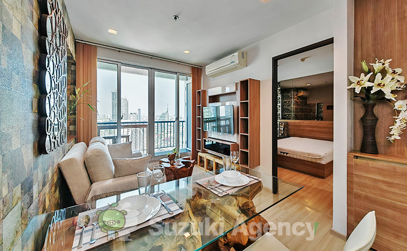Rhythm Sathorn 21